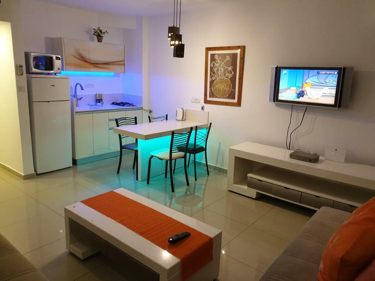 Avshalom Holiday Apartments Eilat Buitenkant foto