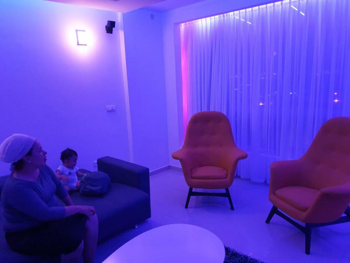 Avshalom Holiday Apartments Eilat Buitenkant foto