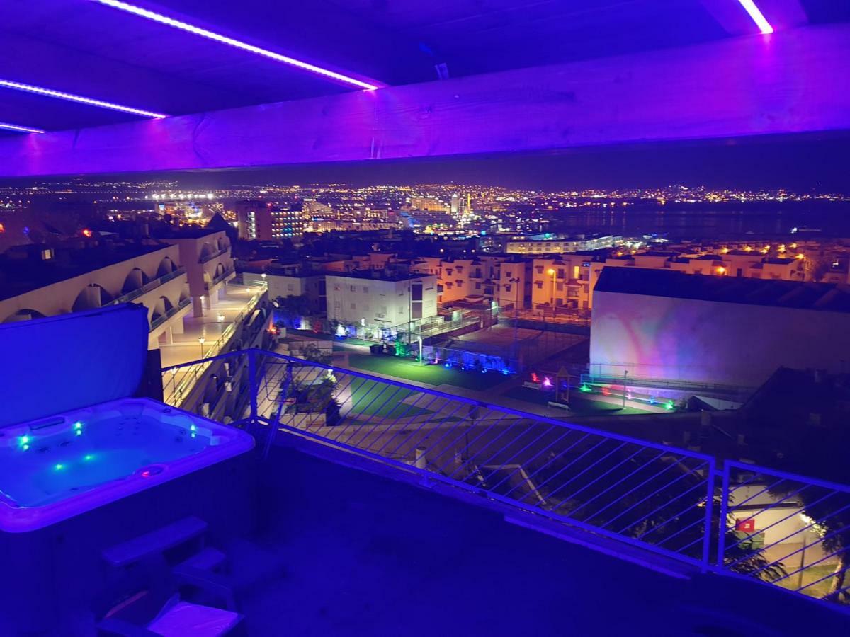Avshalom Holiday Apartments Eilat Buitenkant foto