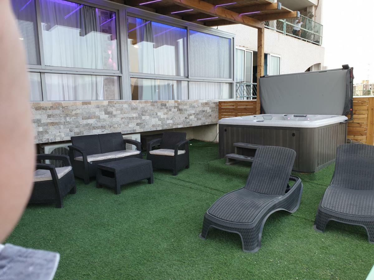 Avshalom Holiday Apartments Eilat Buitenkant foto