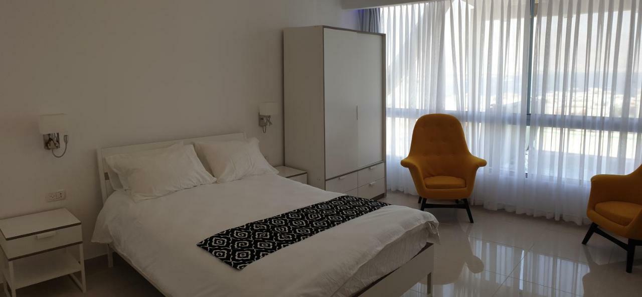 Avshalom Holiday Apartments Eilat Buitenkant foto