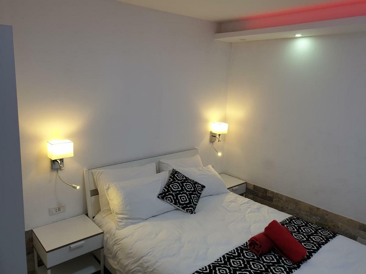 Avshalom Holiday Apartments Eilat Buitenkant foto